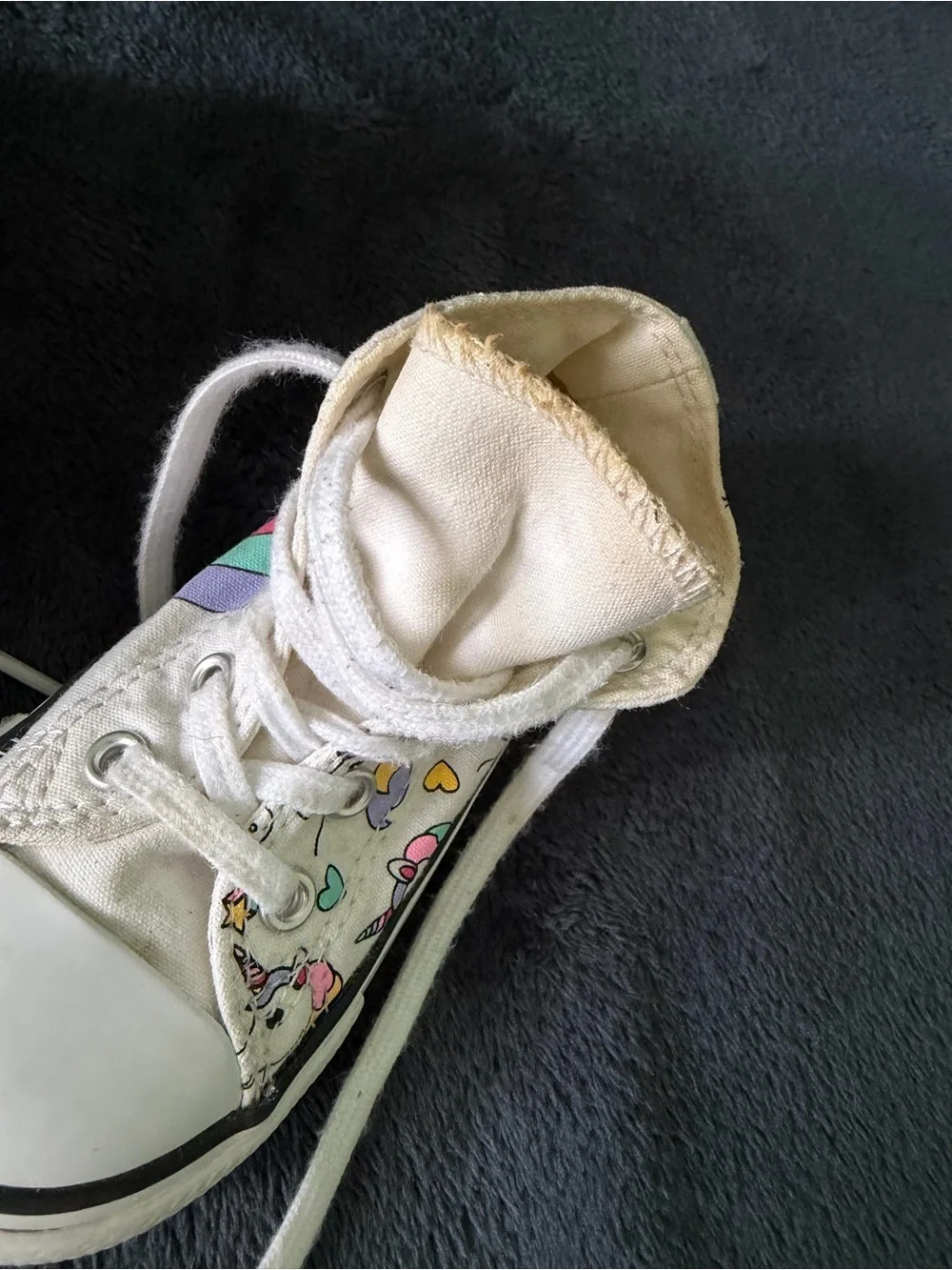 Converse Chuck Taylor Rainbow Unicorn High Tops Toddler Size 7 – Never Worn